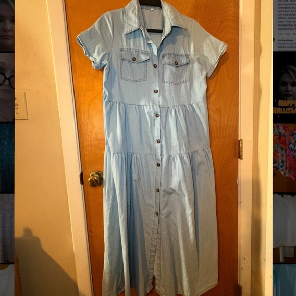 Woman’s denim dress - Picture 1 of 1